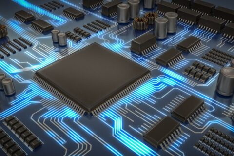 O processador é o coração da unidade central, é o seu centro nevrálgico. É ele que dá vida ao seu computador e executa as operações. © vchalup, fotolia
