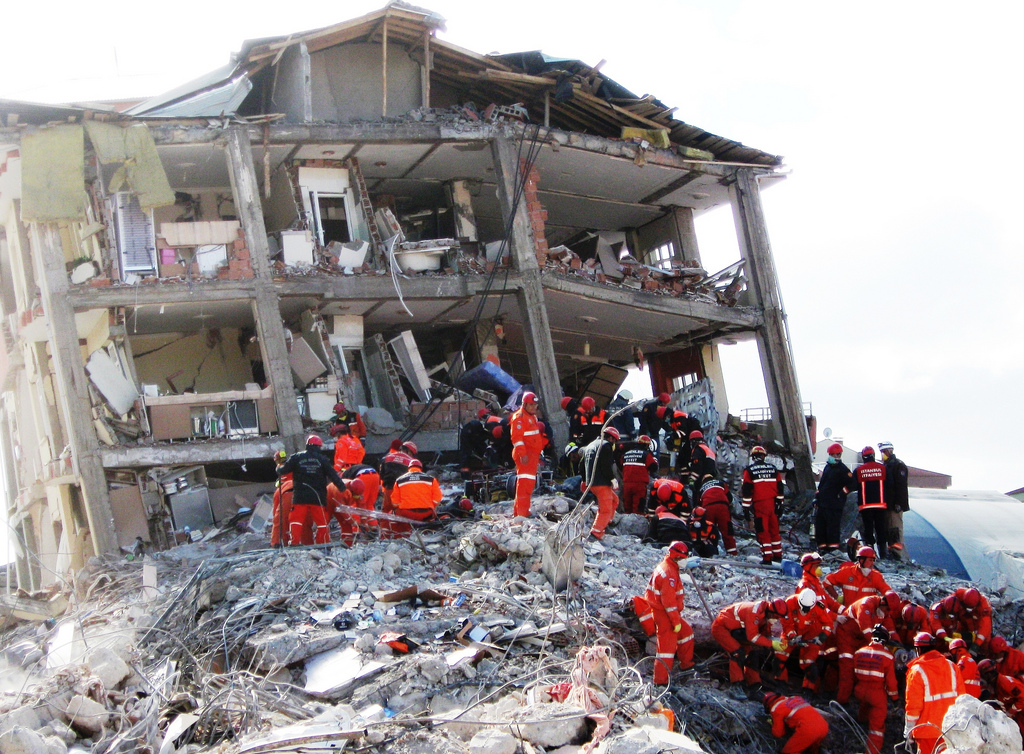 Infelizmente, as construções na Turquia não cumprem as normas sísmicas, apesar de o país apresentar um risco sísmico muito elevado. © EU Civil Protection and Humanitarian Aid, Flickr, CC by-sa 2.0